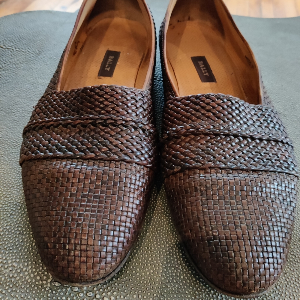 Vtg 90's Bally woven loafers